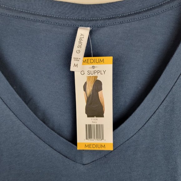 NWT G Supply Navy V-Neck Short Sleeves Hi-Lo Hem "Fur Mama" Tee Misses Size M - Picture 4 of 4